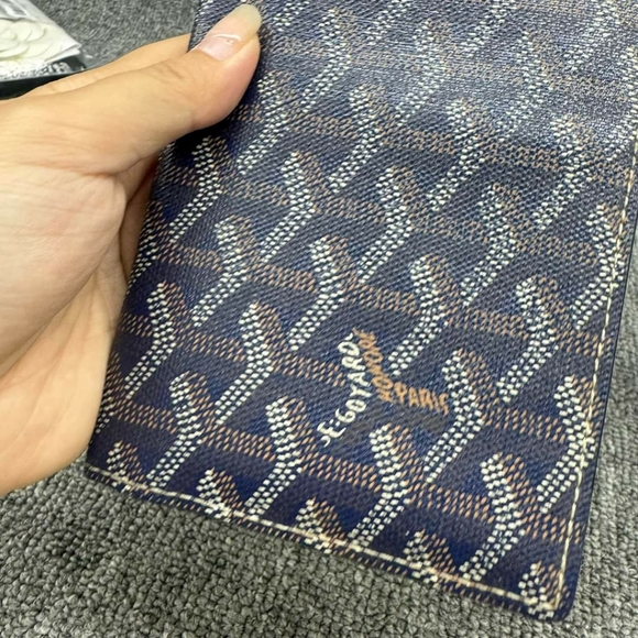 100% Authentic Goyard Leather Wallet - Picture 6 of 13